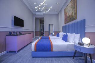 Heritage Hotel & Suites